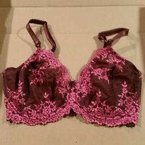 Wacoal 38DD lace bra